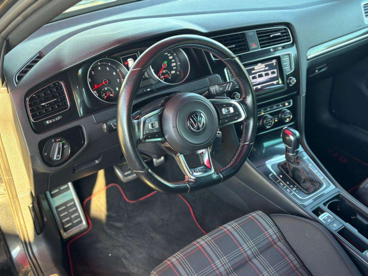 volkswagen-golf-2014-gasolina-1984cc
