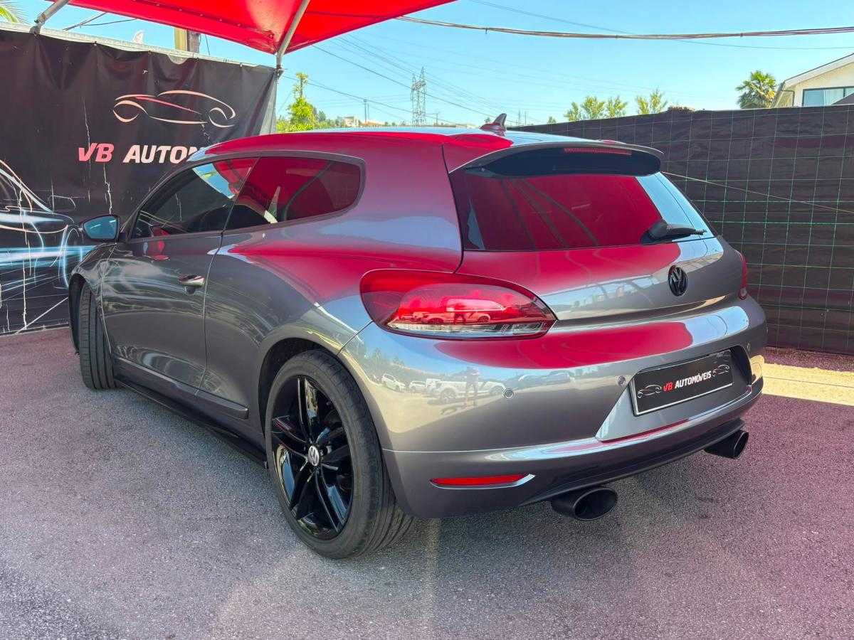 volkswagen-scirocco-2011-diesel-1968cc