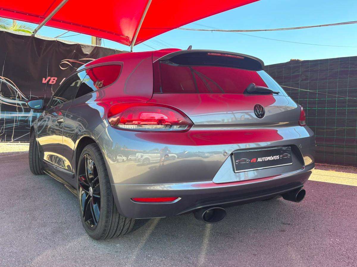 volkswagen-scirocco-2011-diesel-1968cc