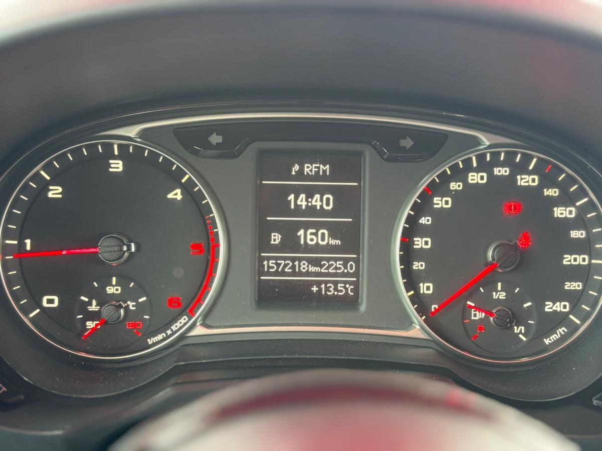 audi-a1-2011-diesel-1598cc
