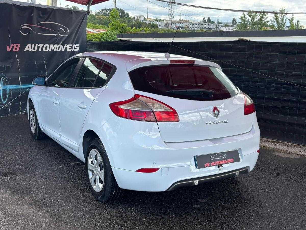 renault-megane-2010-diesel-1461cc