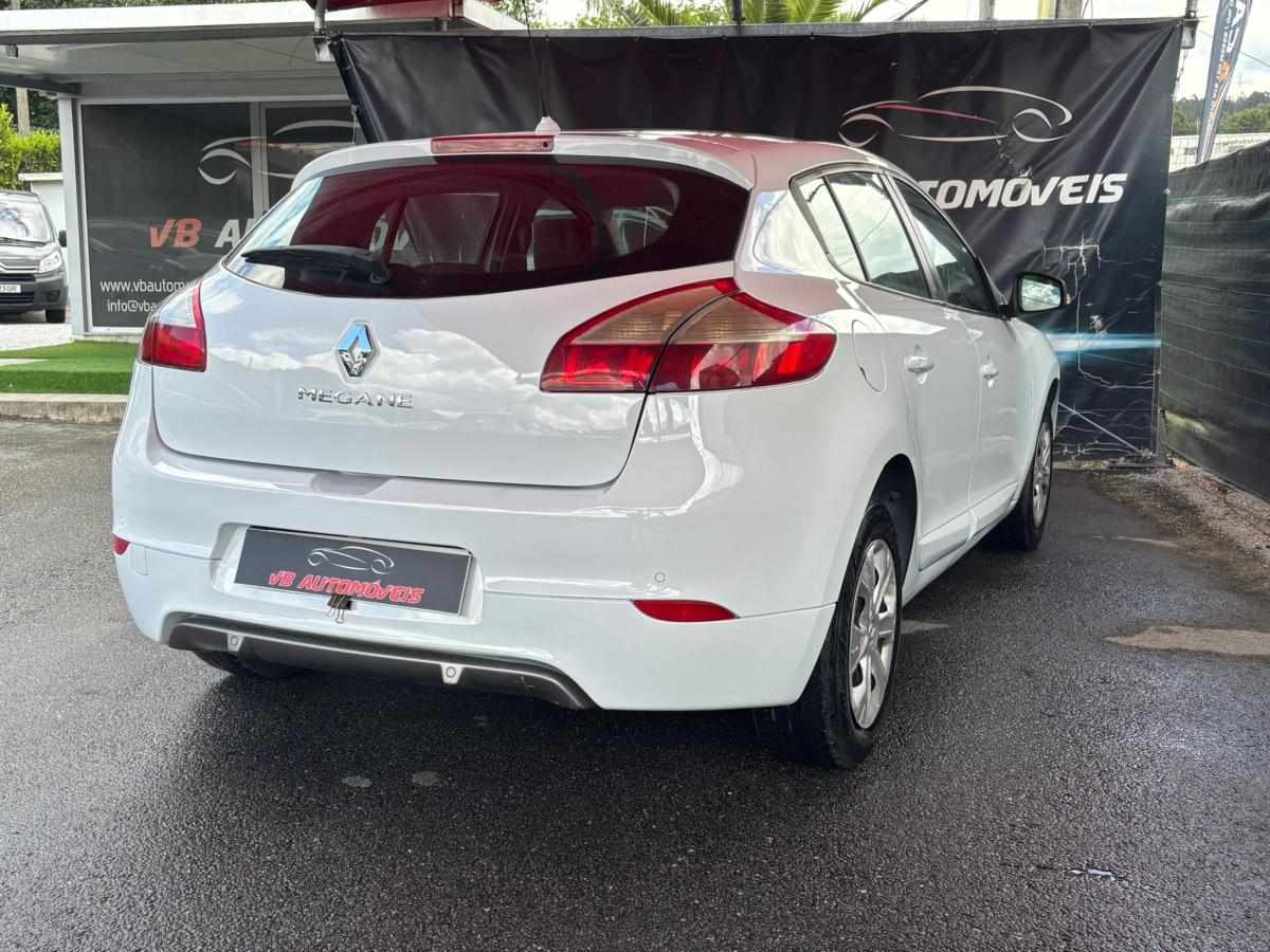 renault-megane-2010-diesel-1461cc