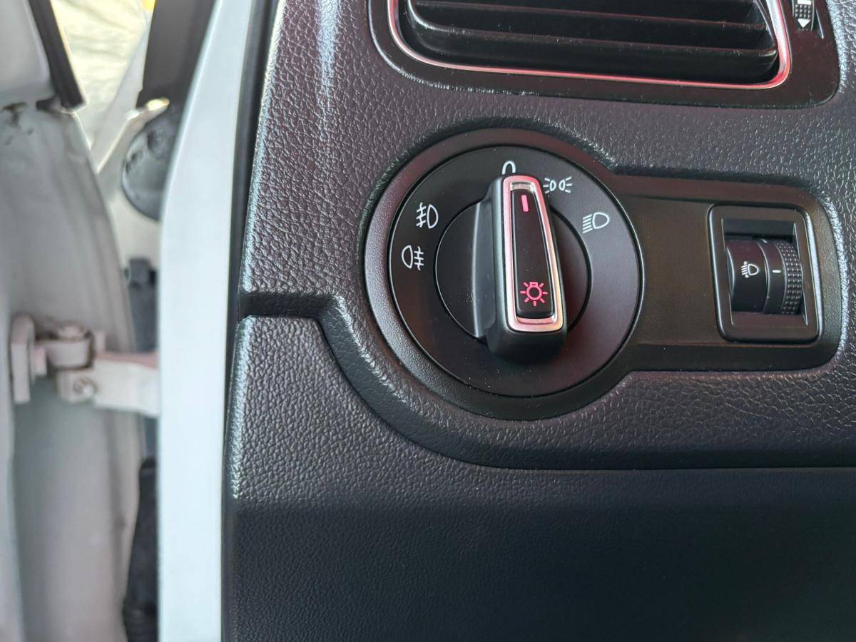 volkswagen-polo-2014-diesel-1422cc