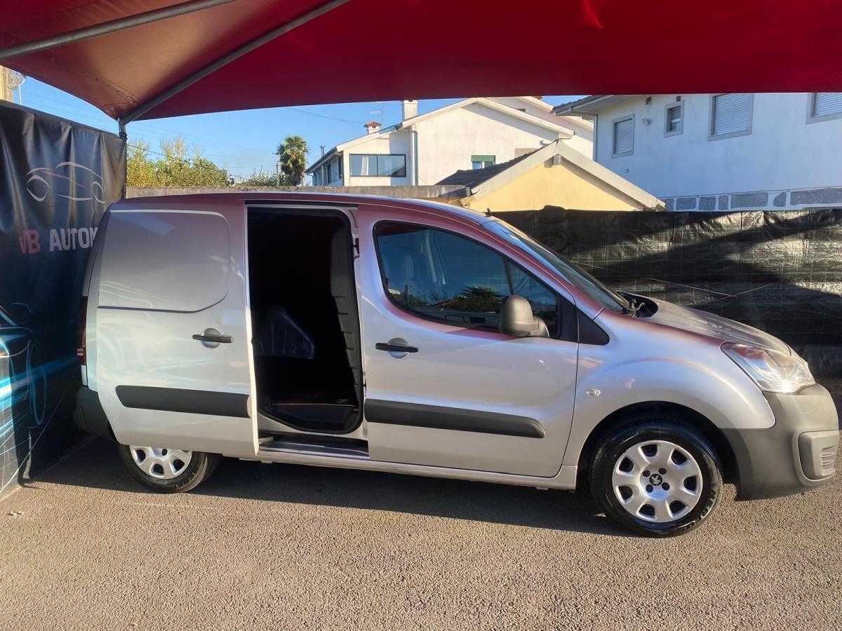 peugeot-partner-2015-diesel-1560cc