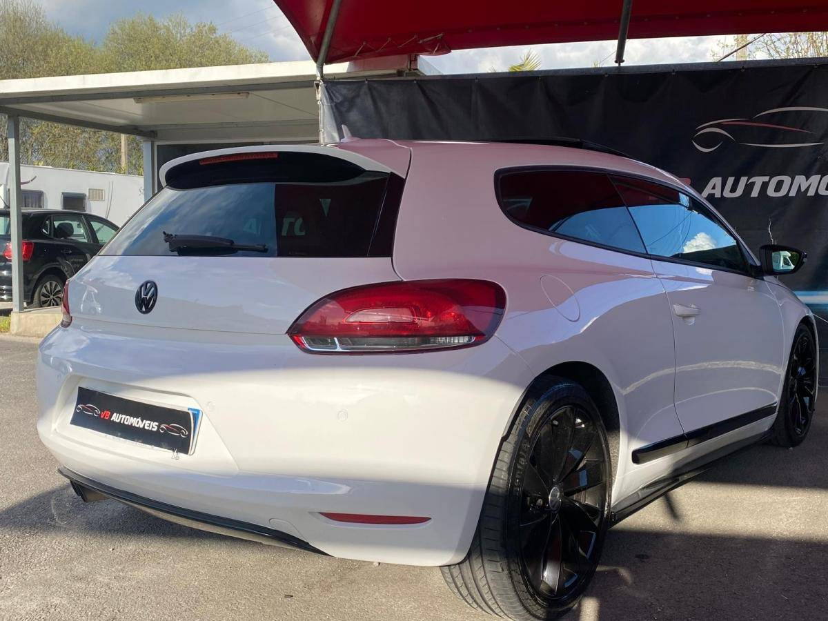 volkswagen-scirocco-2010-diesel-1968cc