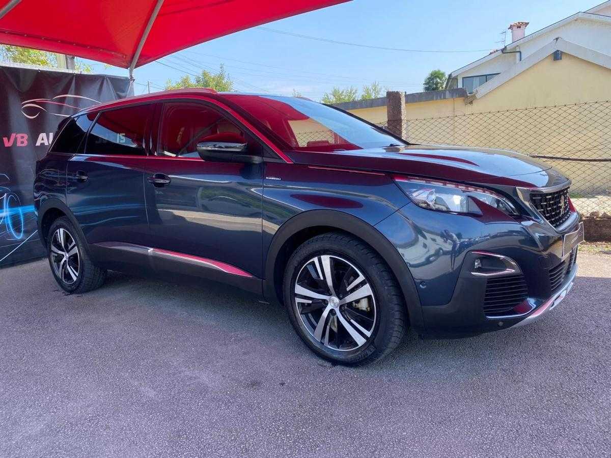 peugeot-5008-2017-diesel-1560cc