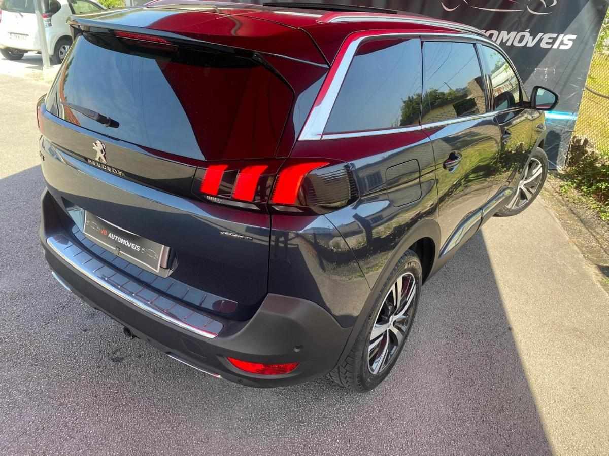 peugeot-5008-2017-diesel-1560cc