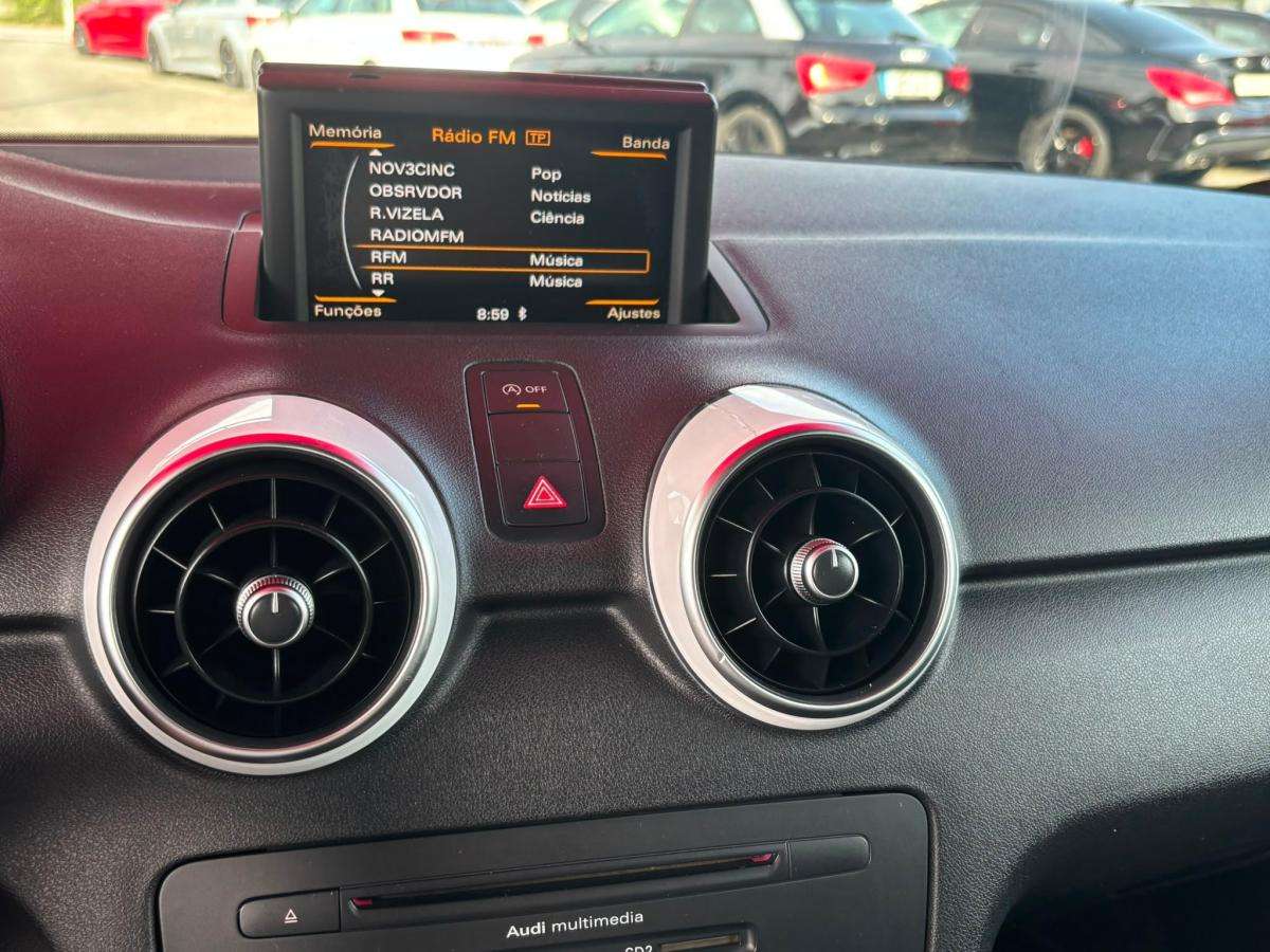 audi-a1-sportback-2014-diesel-1598cc