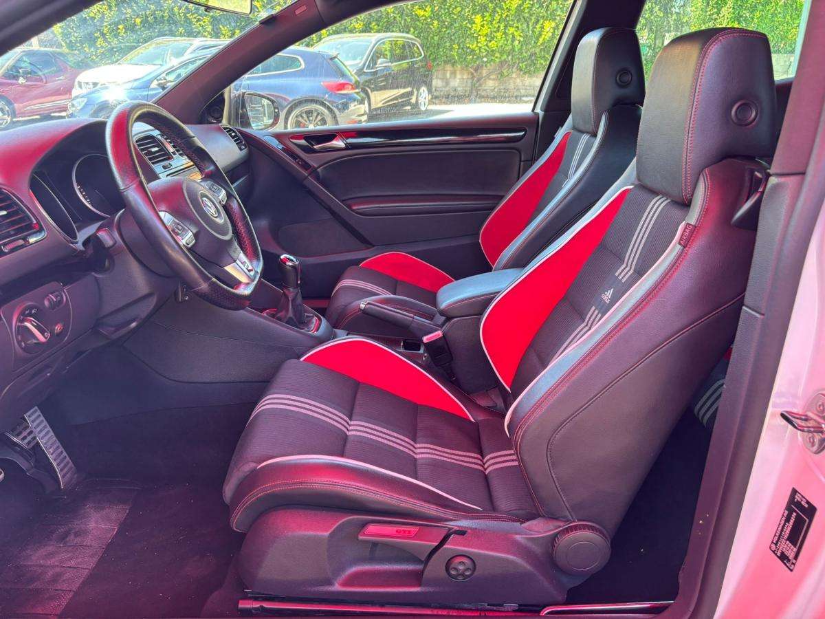 volkswagen-golf-2011-gasolina-1984cc