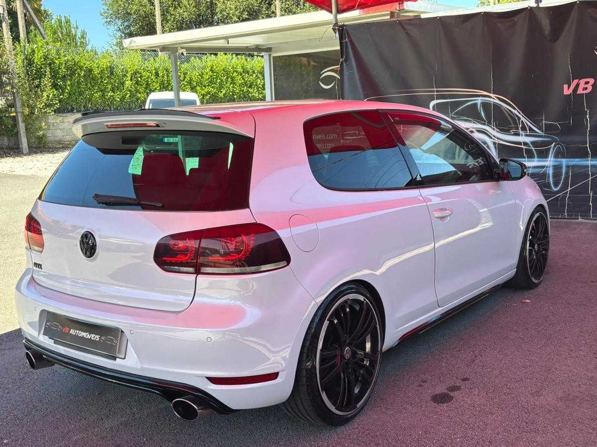 volkswagen-golf-2011-gasolina-1984cc
