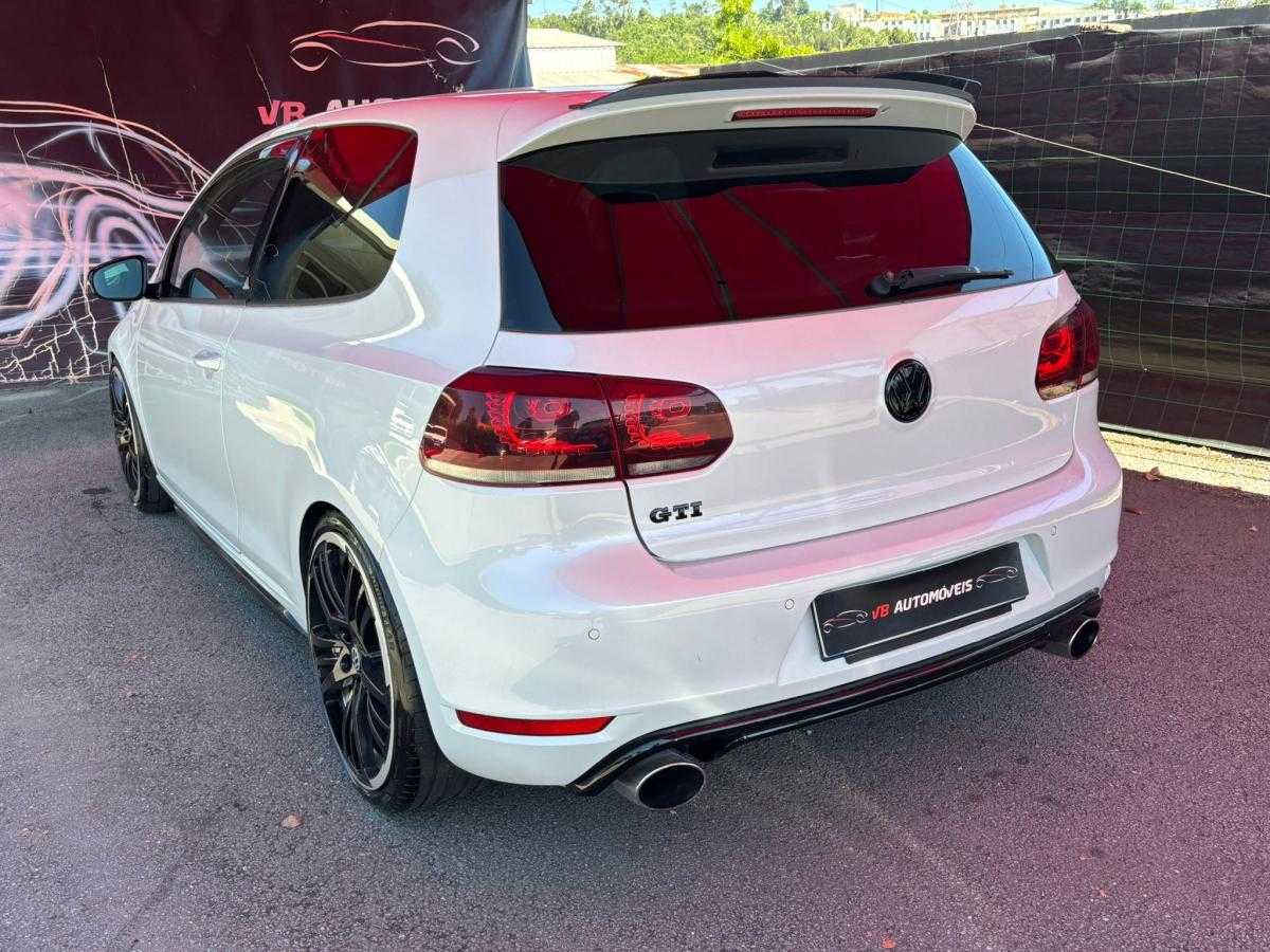 volkswagen-golf-2011-gasolina-1984cc
