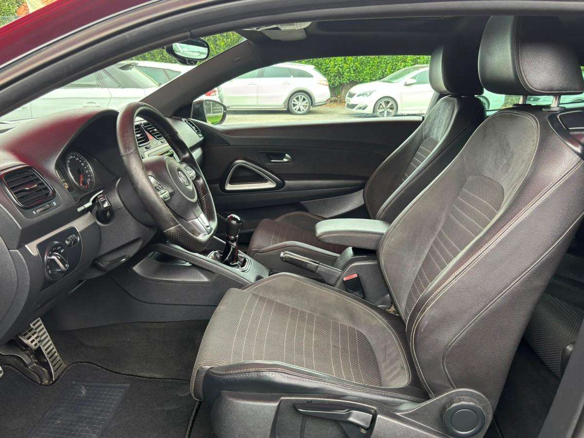 volkswagen-scirocco-2009-diesel-1968cc