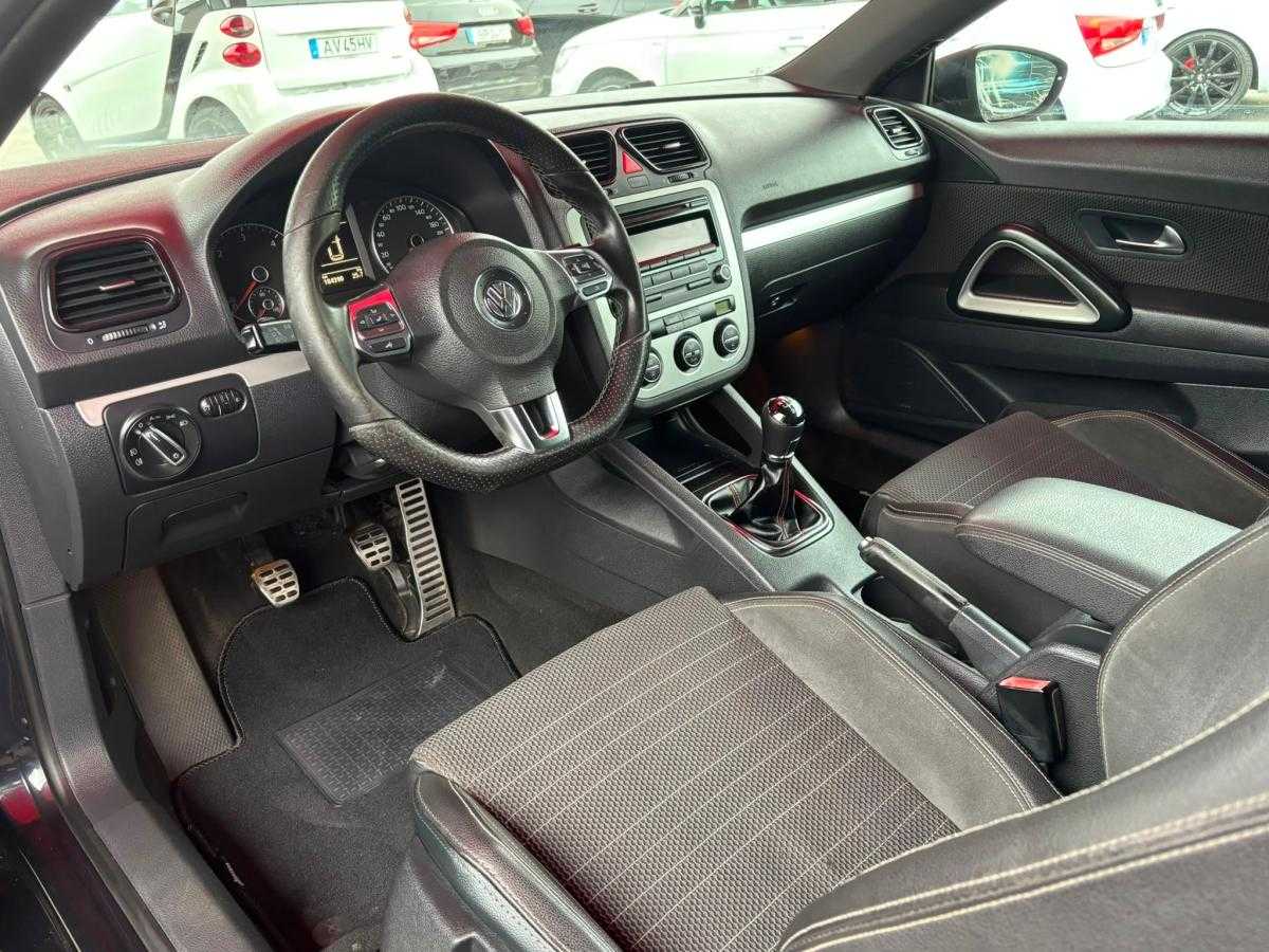 volkswagen-scirocco-2009-diesel-1968cc