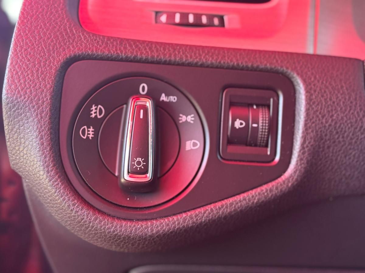 volkswagen-golf-2014-diesel-1598cc