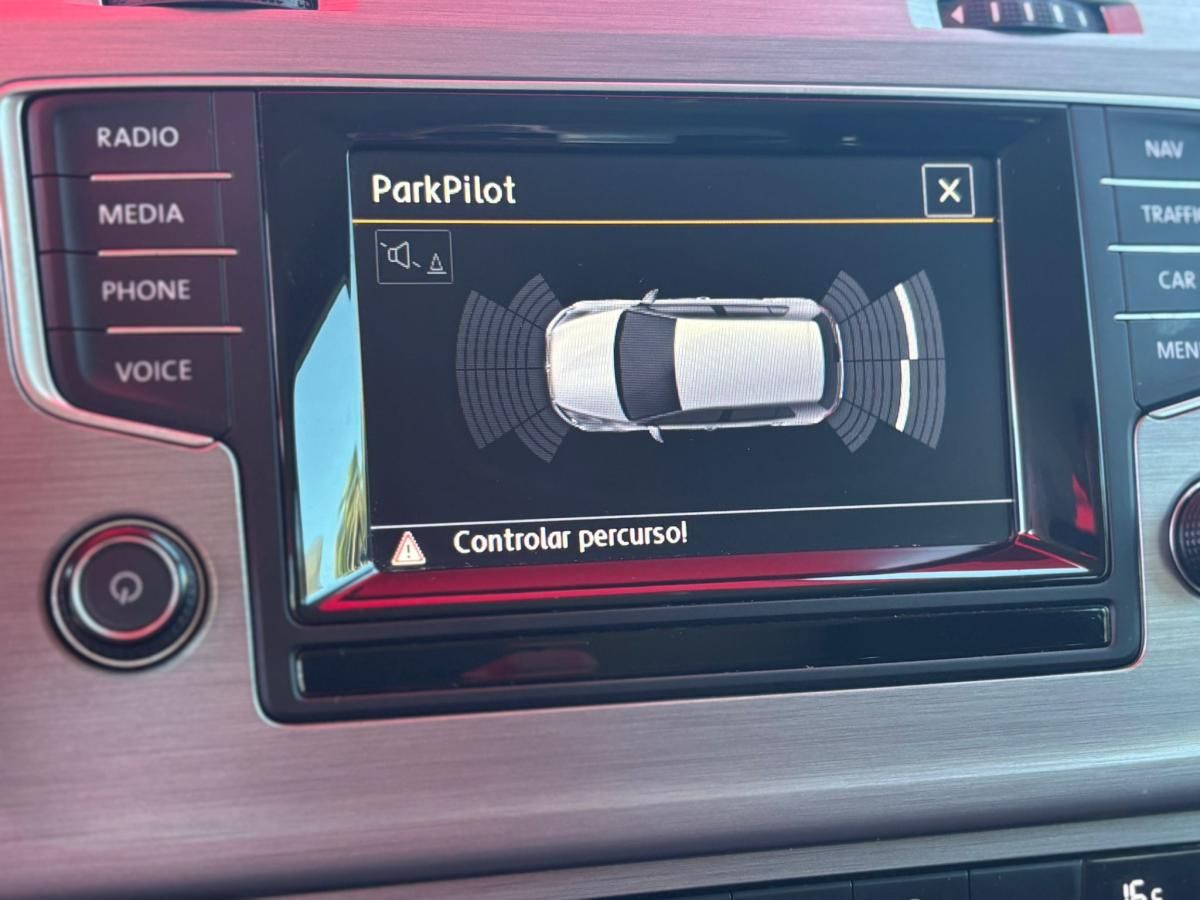 volkswagen-golf-2014-diesel-1598cc