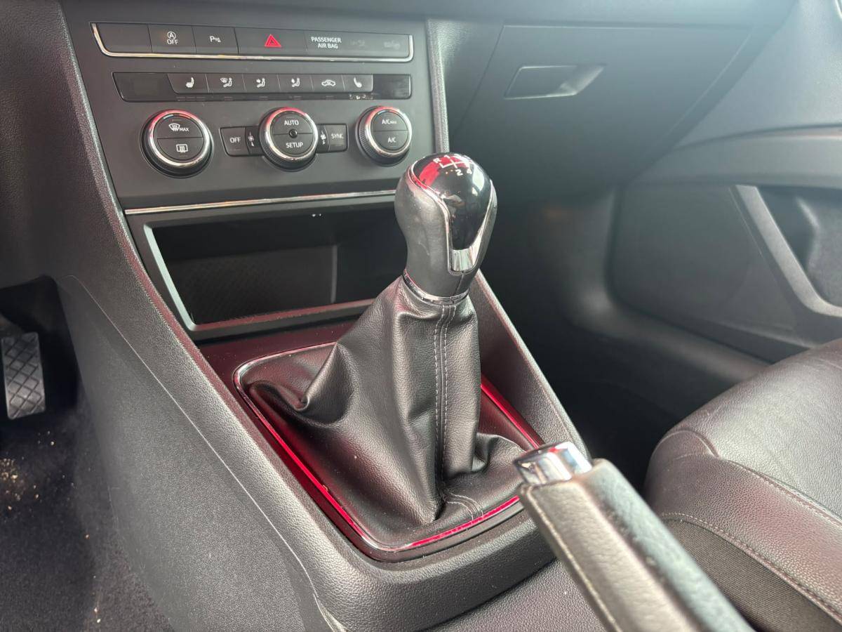 seat-leon-2015-diesel-1598cc