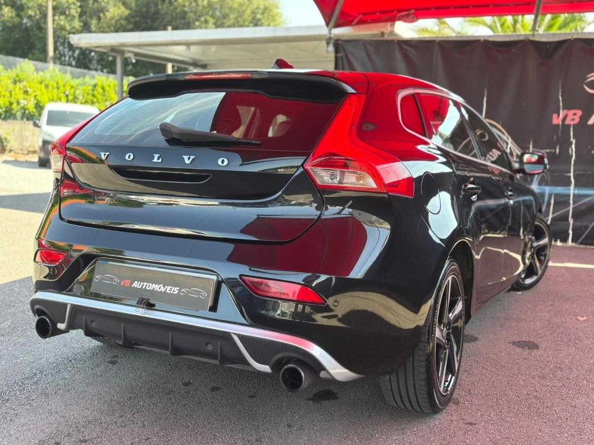 volvo-v40-2013-diesel-1560cc