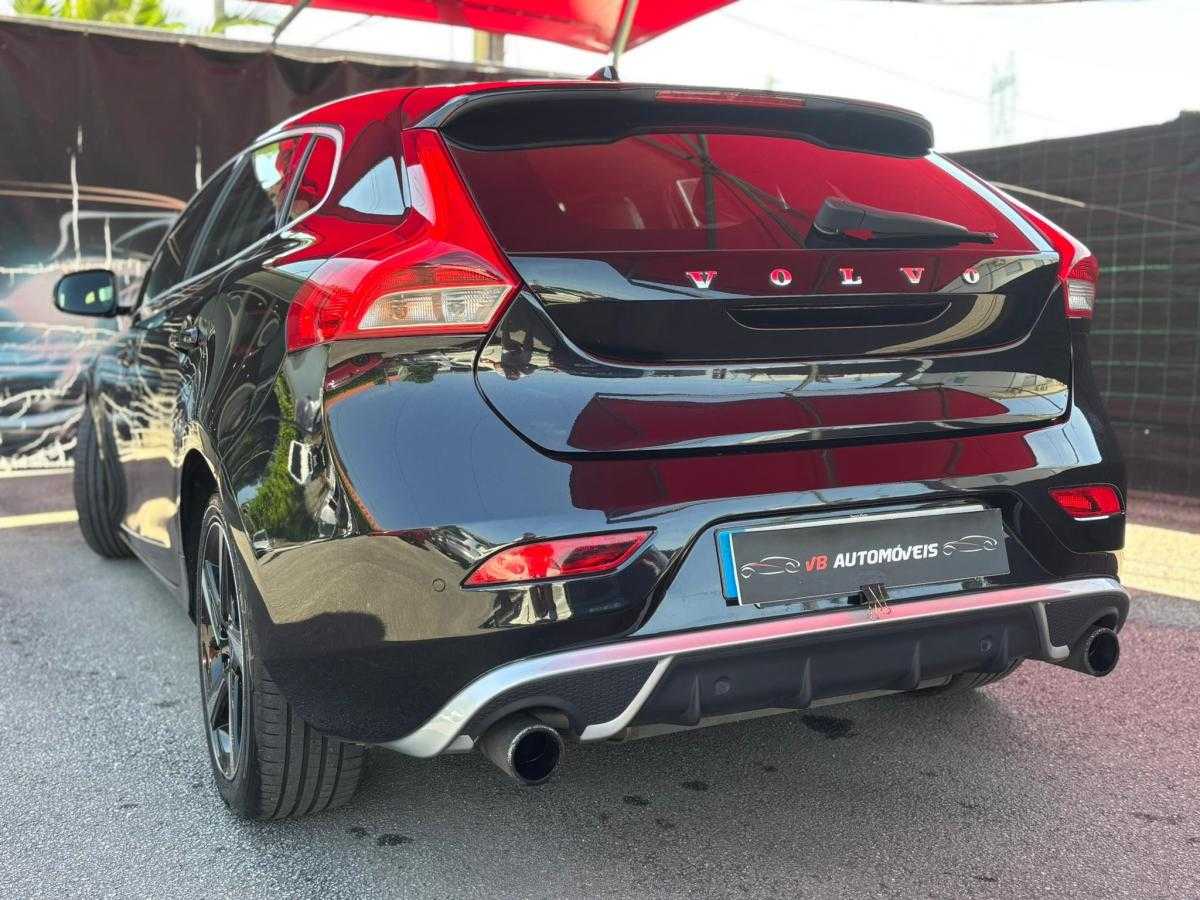 volvo-v40-2013-diesel-1560cc
