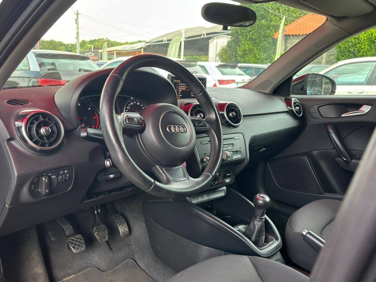 audi-a1-sportback-2013-diesel-1598cc