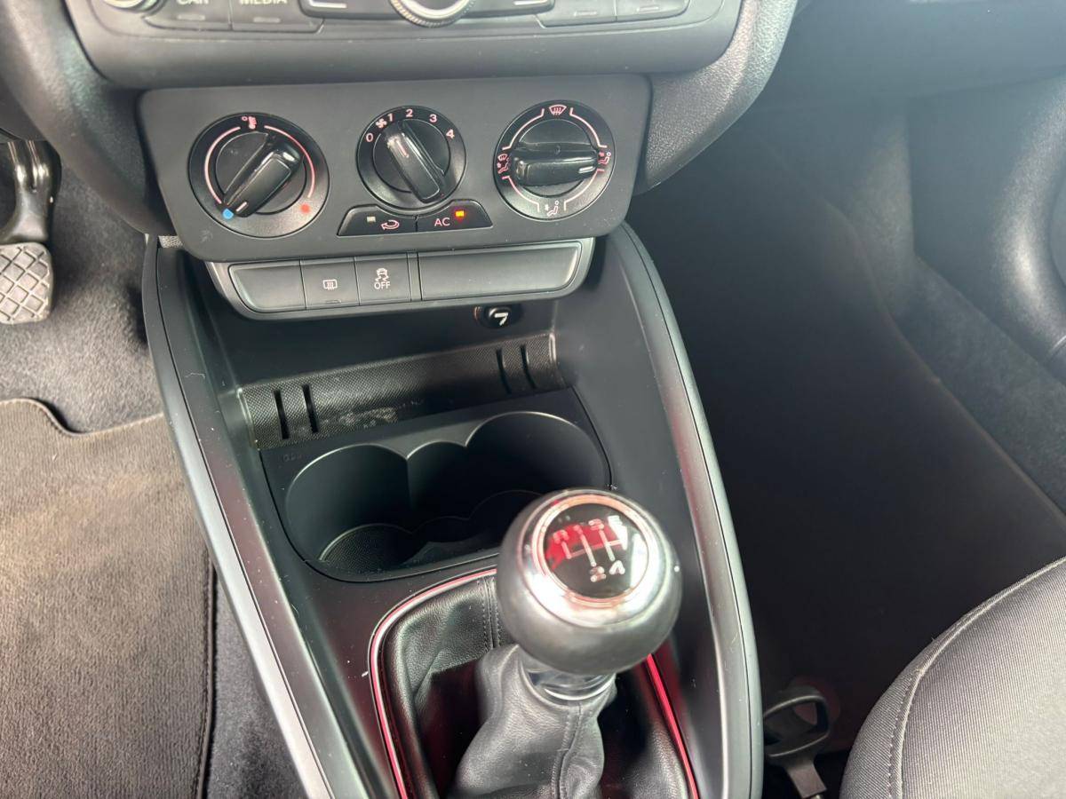 audi-a1-sportback-2013-diesel-1598cc