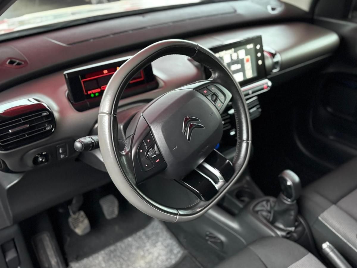 citroen-c4-cactus-2015-diesel-1560cc