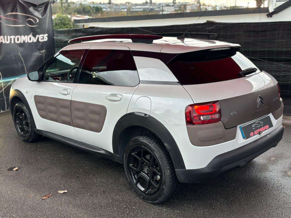 citroen-c4-cactus-2015-diesel-1560cc