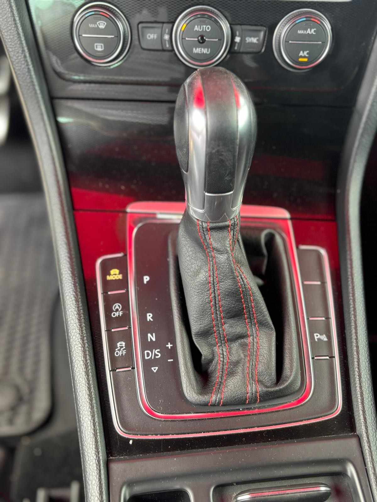 volkswagen-golf-2015-gasolina-1984cc