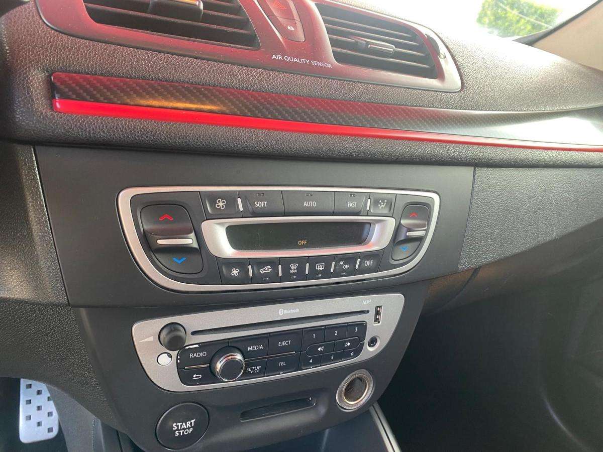 renault-megane-coupe-2013-diesel-1600cc