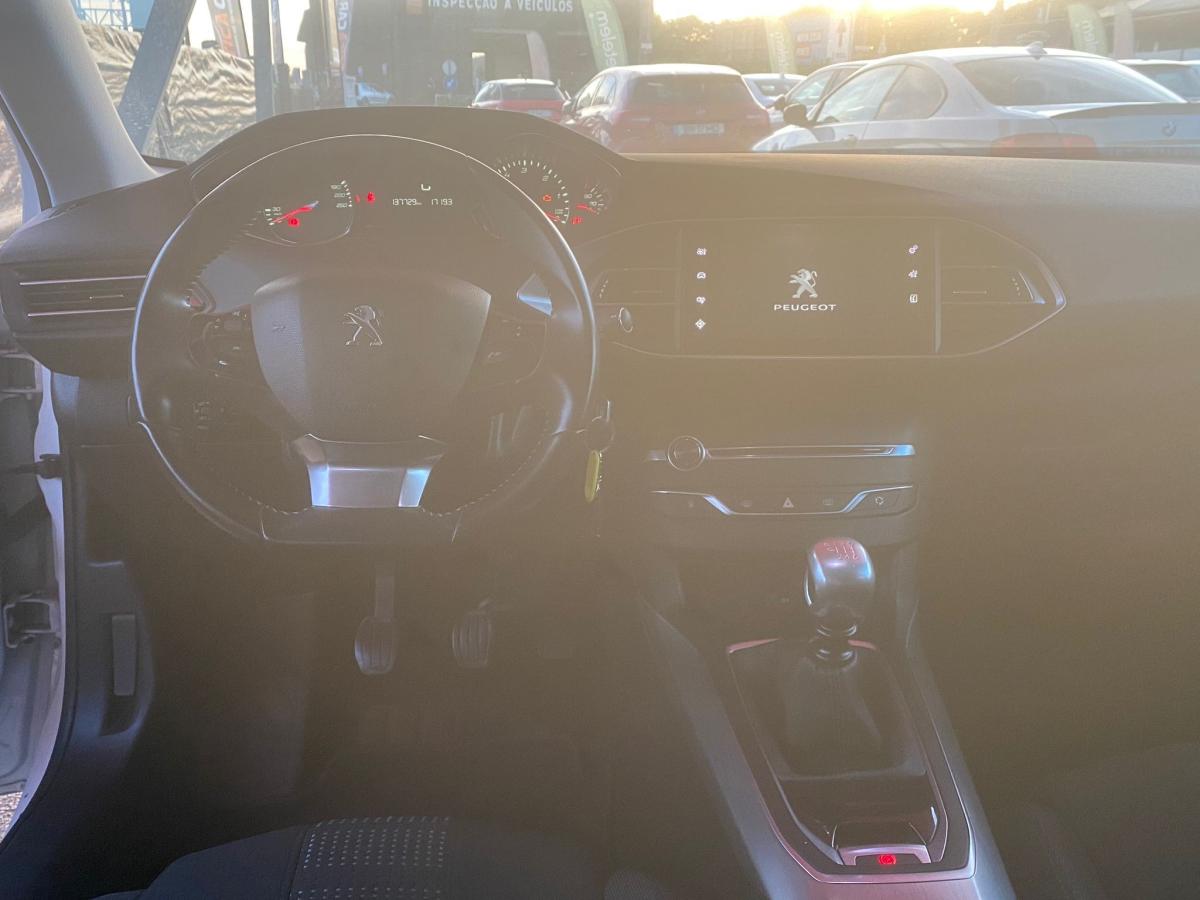 peugeot-308-sw-2017-diesel-1560cc