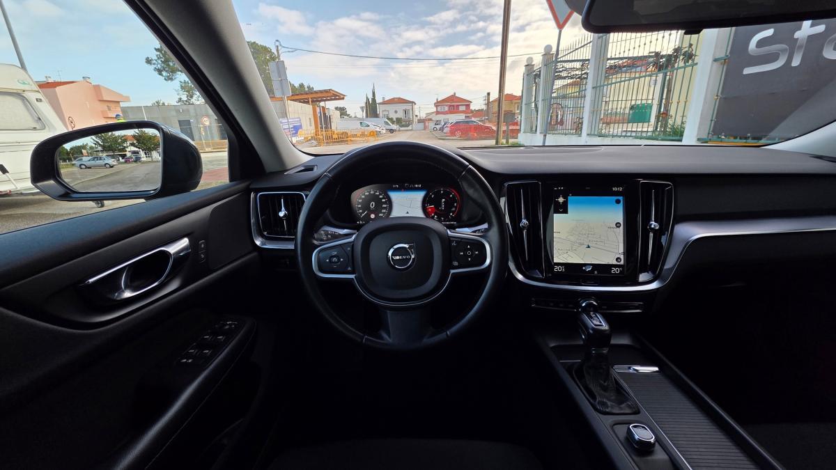 volvo-v60-2018-diesel-1969cc