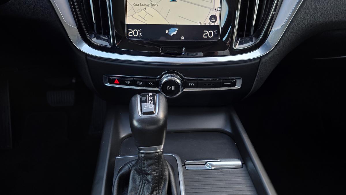 volvo-v60-2018-diesel-1969cc