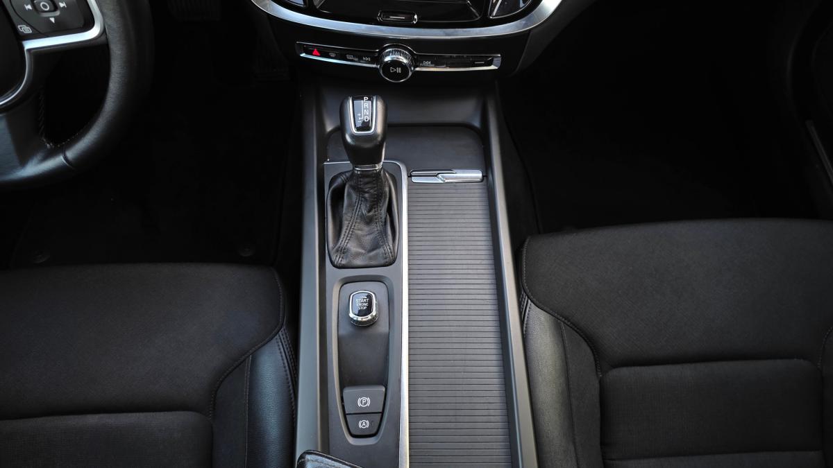 volvo-v60-2018-diesel-1969cc
