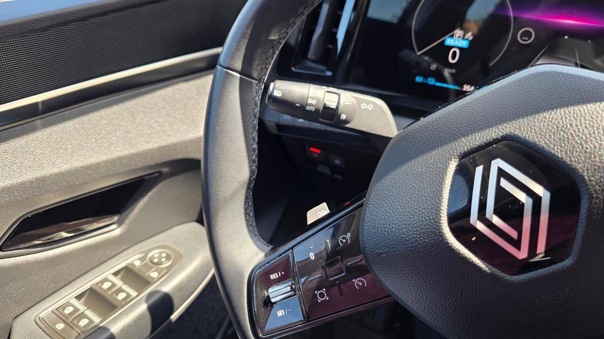 renault-megane-e-tech-2023-eletrico-500cc