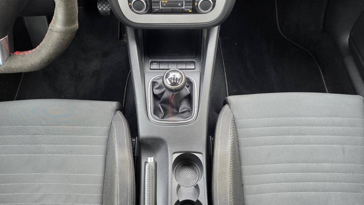 volkswagen-scirocco-2010-gasolina-1390cc