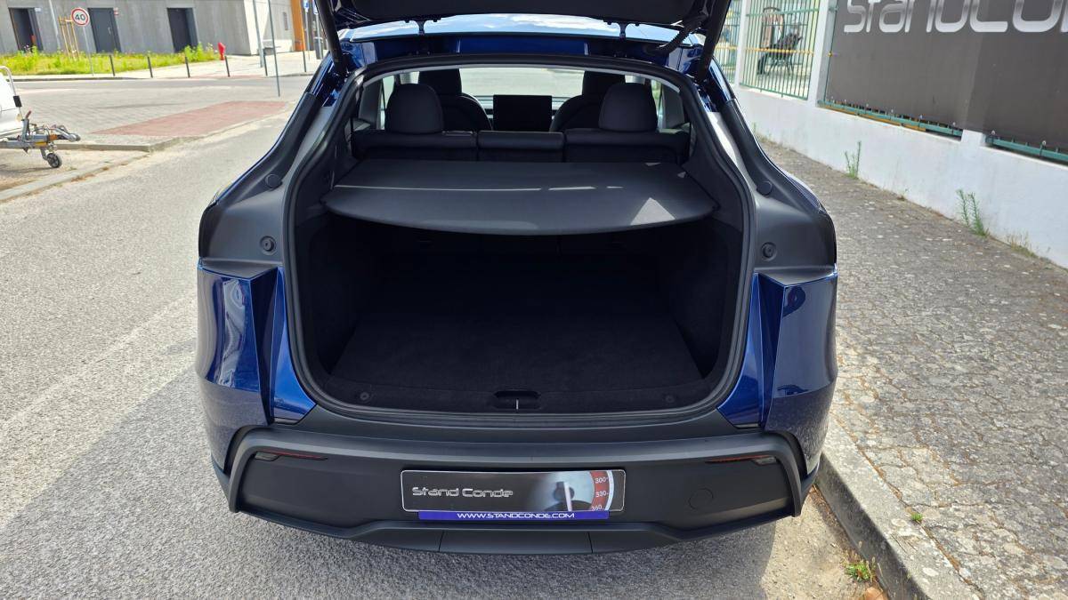 tesla-model-y-2025-eletrico-500cc