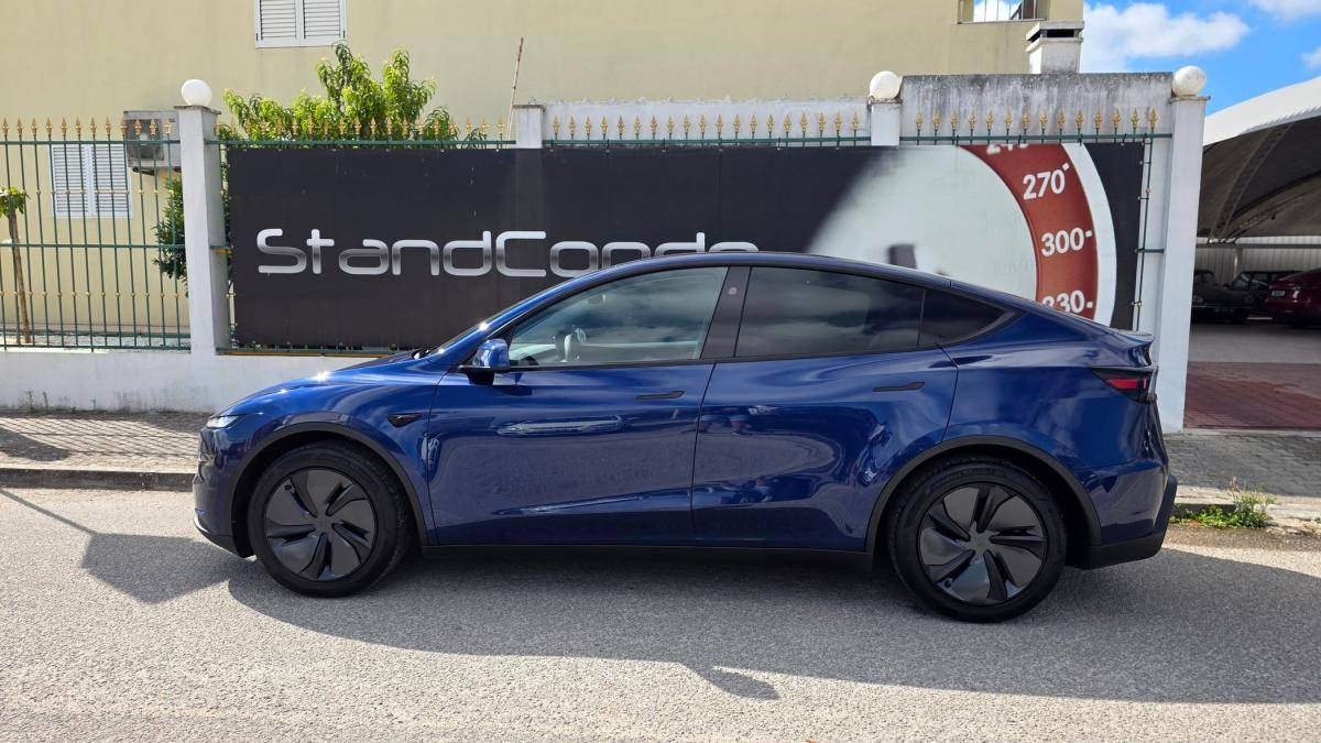 tesla-model-y-2025-eletrico-500cc