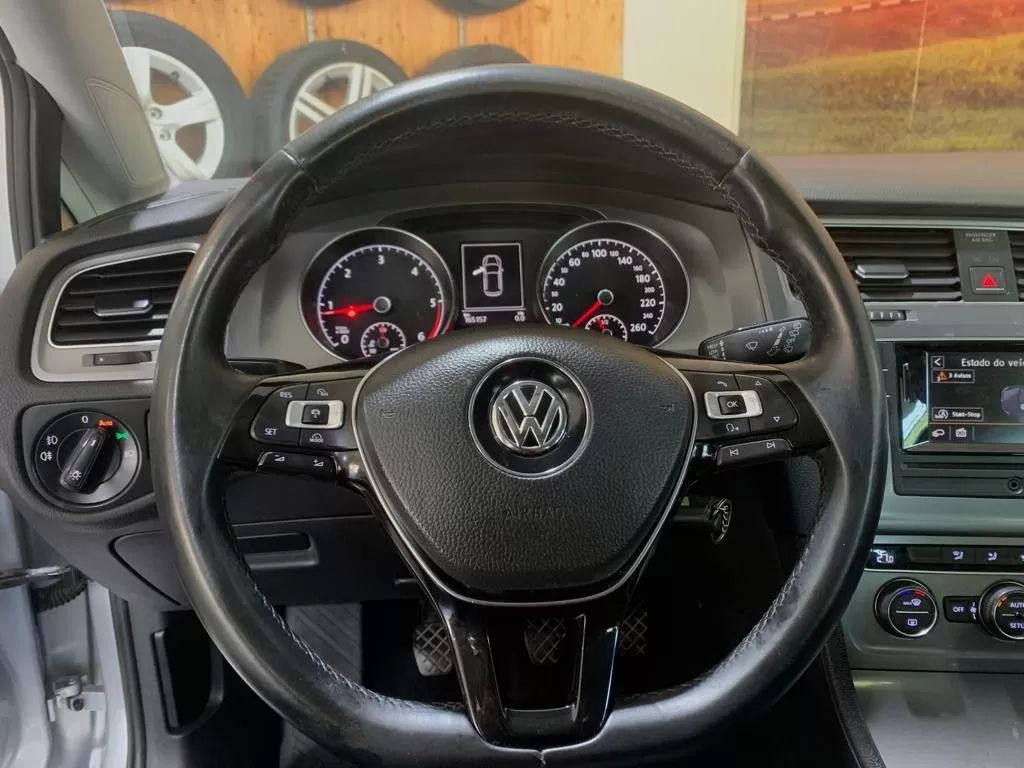 volkswagen-golf-2014-diesel-1598cc
