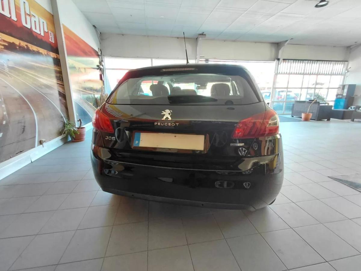 peugeot-308-2016-gasolina-1199cc