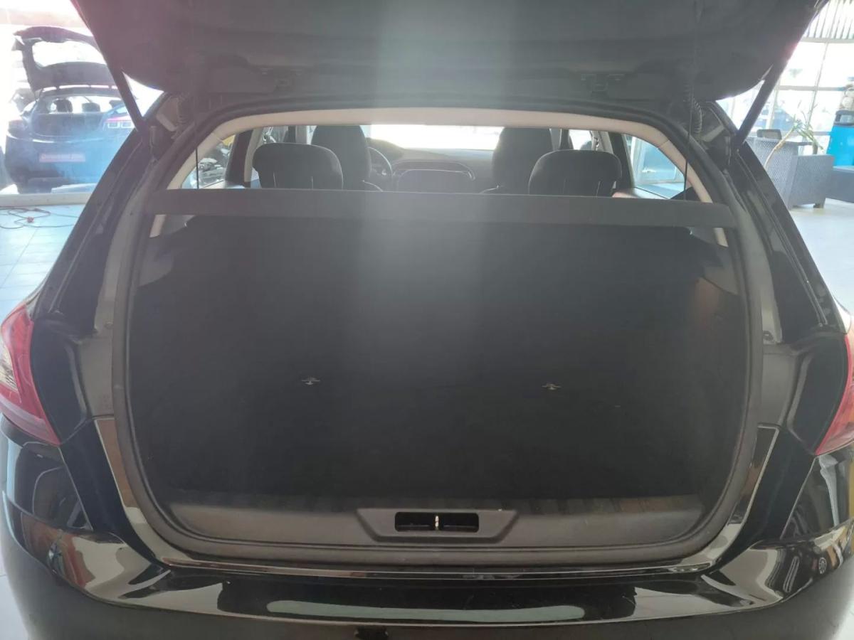 peugeot-308-2016-gasolina-1199cc