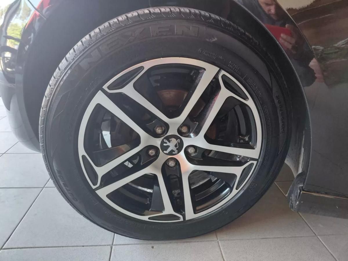 peugeot-308-2016-gasolina-1199cc