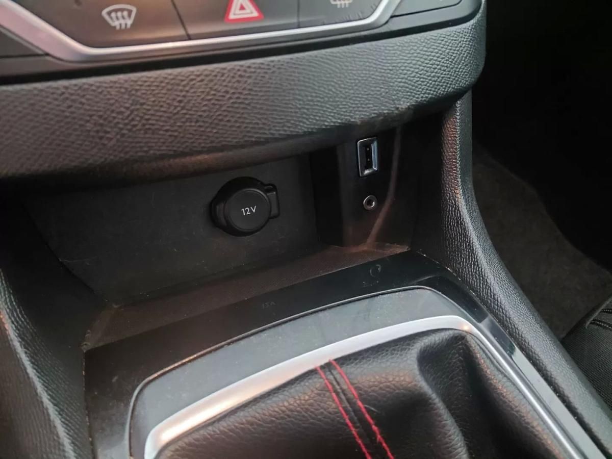 peugeot-308-2016-gasolina-1199cc