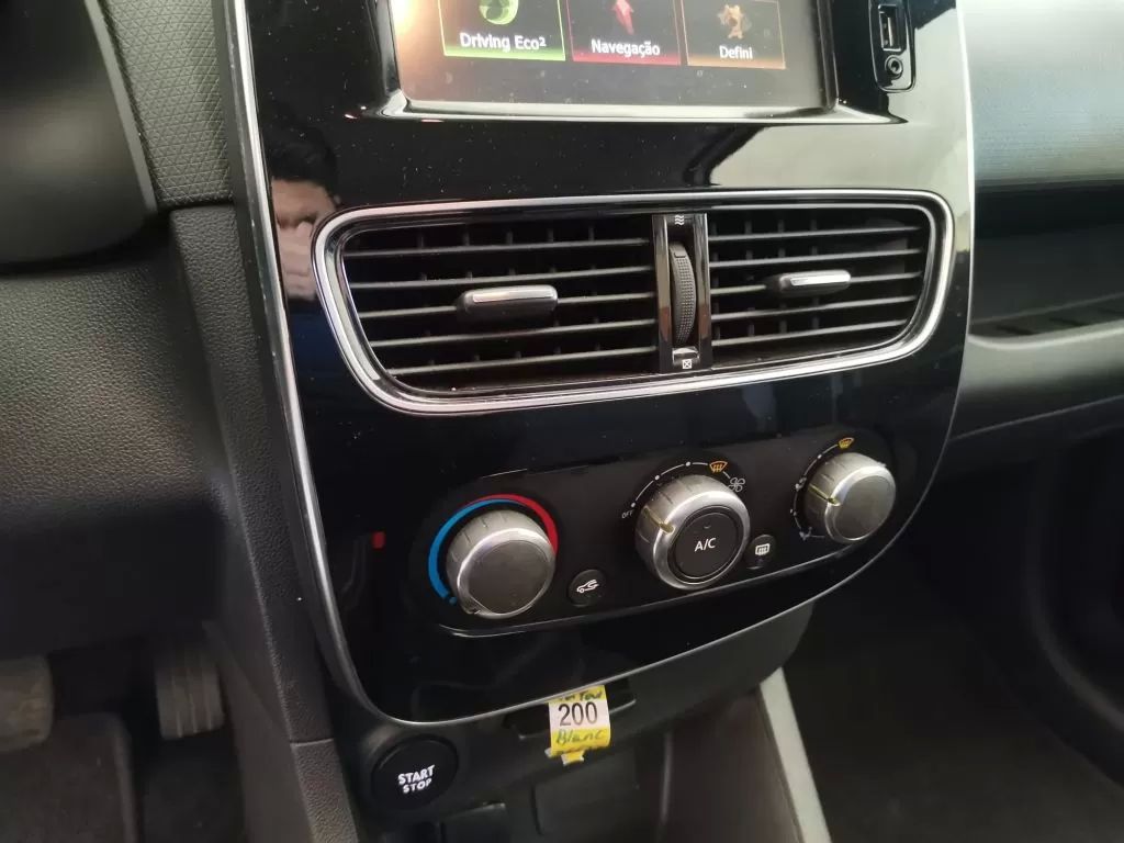 renault-clio-sport-tourer-2018-diesel-1461cc