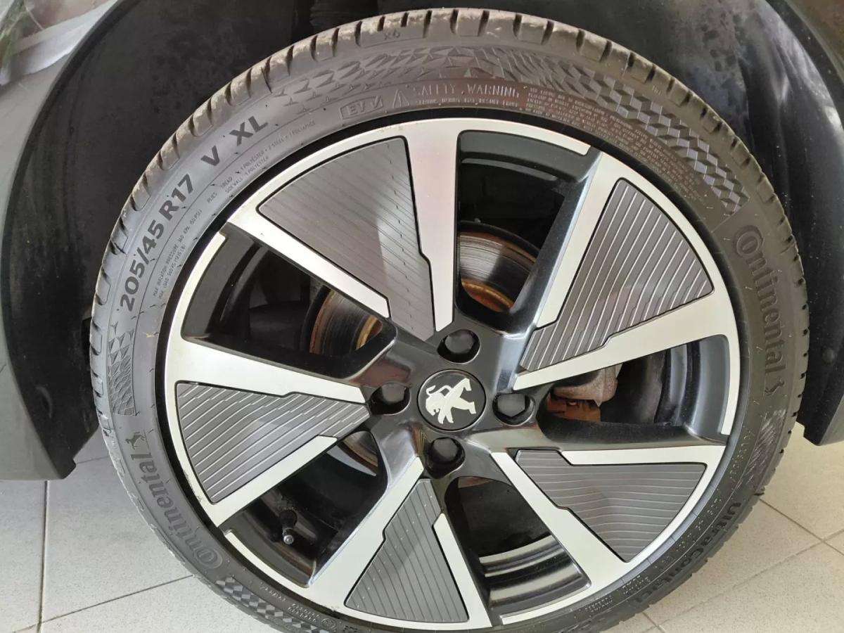 peugeot-e-208-2022-eletrico-200cc