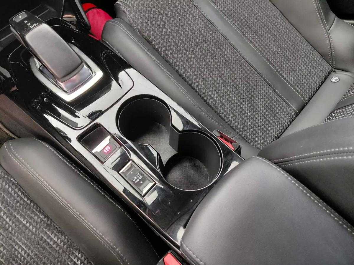 peugeot-e-208-2022-eletrico-200cc