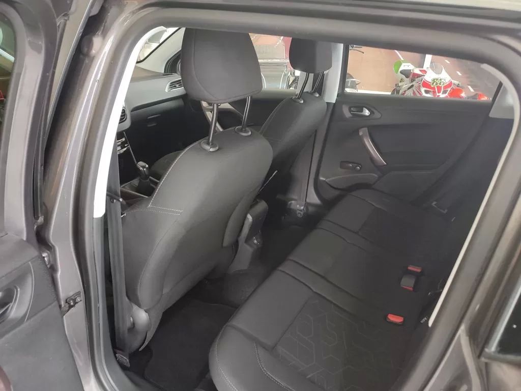 peugeot-2008-2016-diesel-1560cc