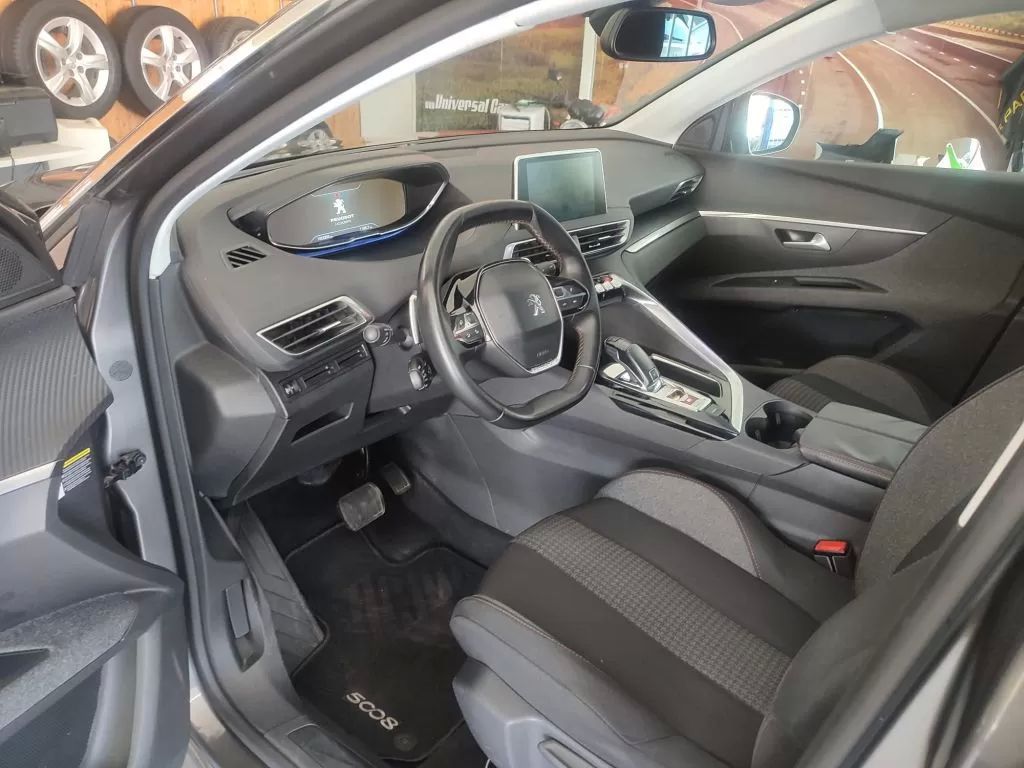 peugeot-5008-2017-diesel-1560cc