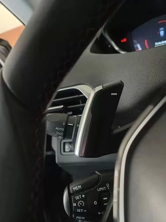 peugeot-5008-2017-diesel-1560cc