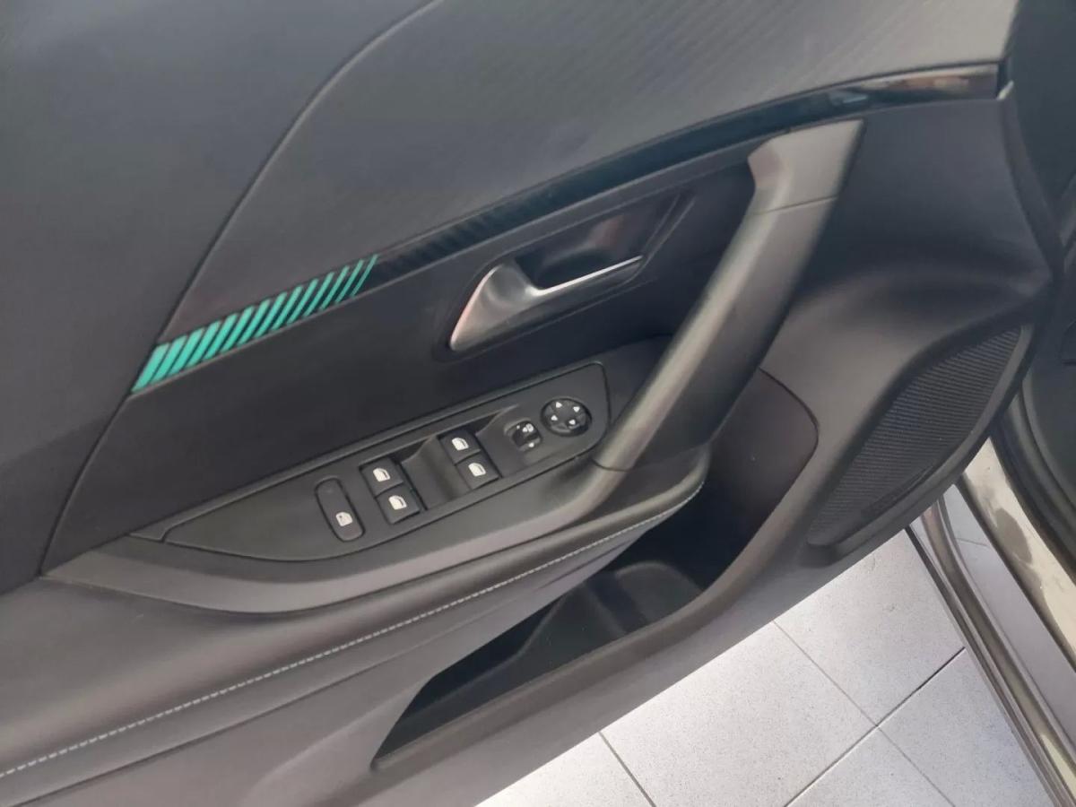 peugeot-2008-2021-gasolina-1199cc