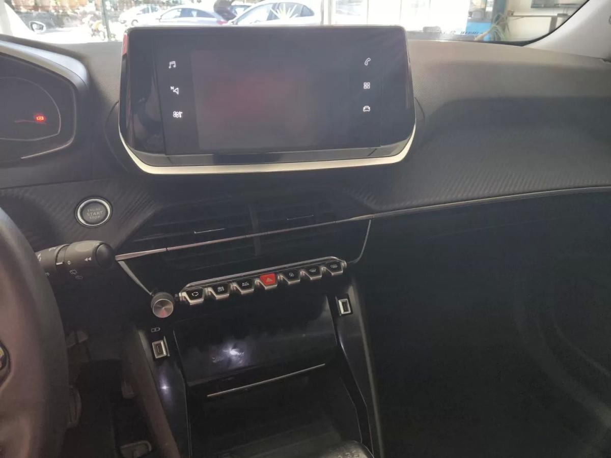 peugeot-2008-2021-gasolina-1199cc