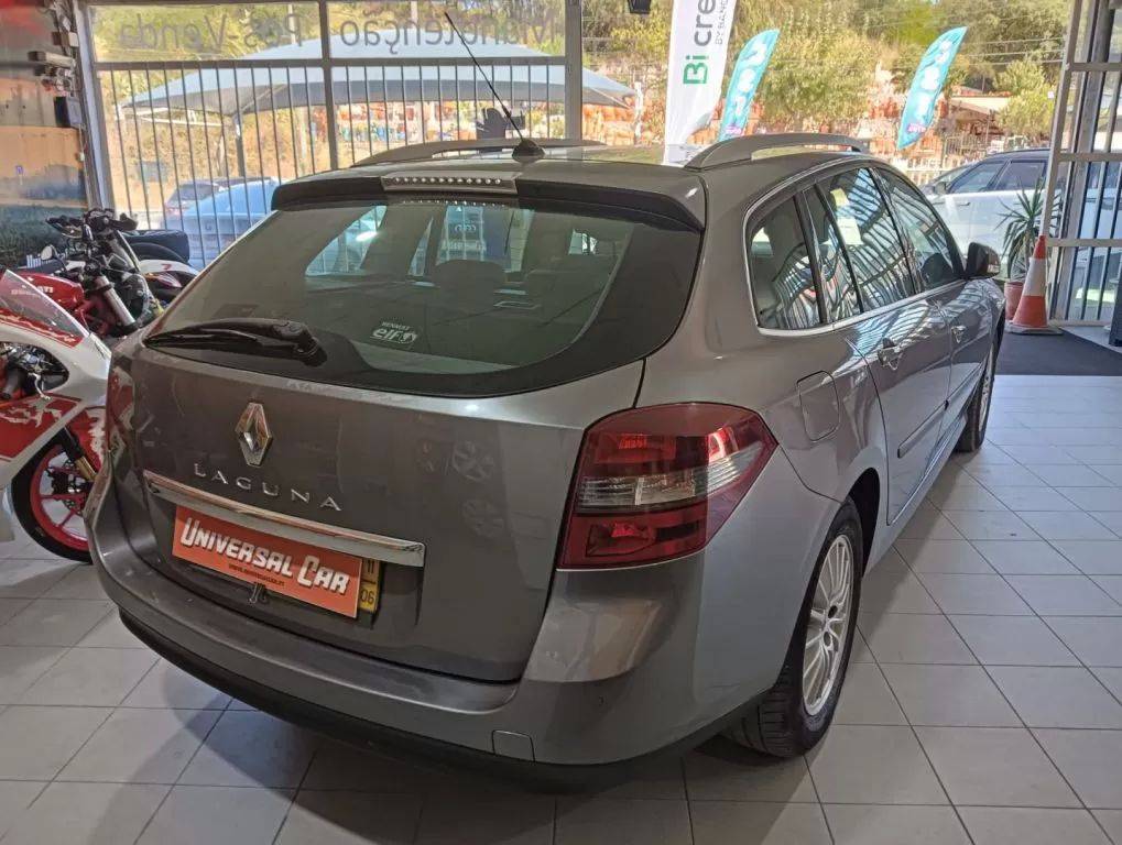 renault-laguna-break-2011-diesel-1461cc